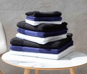 Towel city TC035 - Badhanddoek met lat